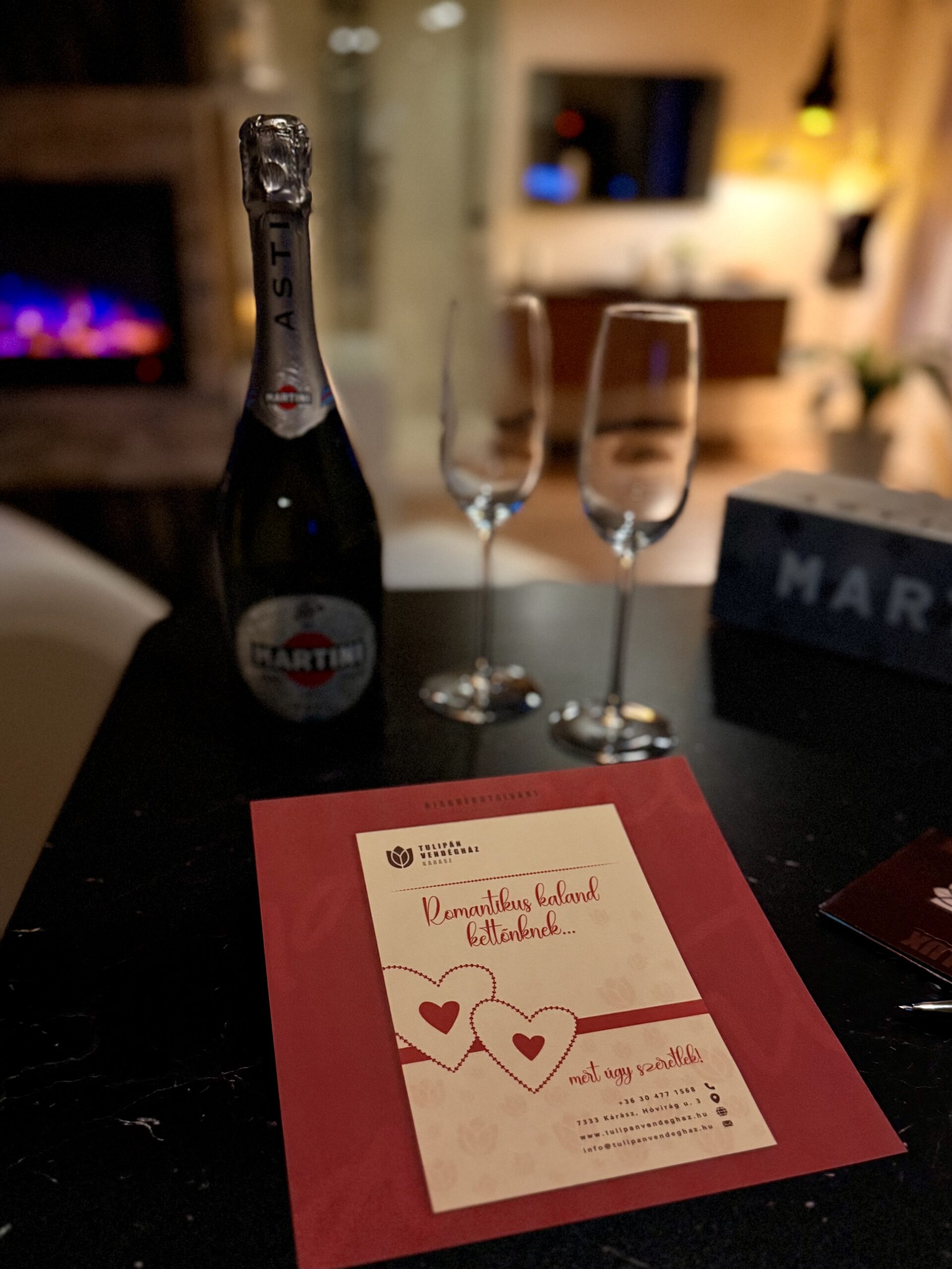 Delux apartman, pezsgő, kandalló, romantikus hangulat, ajándékkártya, húsvét